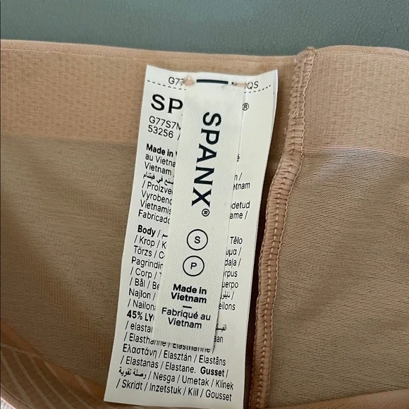 SPANX Women's Cream shapewear - Picture 2 of 3
